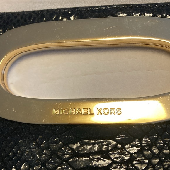 Michael Kors snakeskin black leather clutch bag - Picture 4 of 5